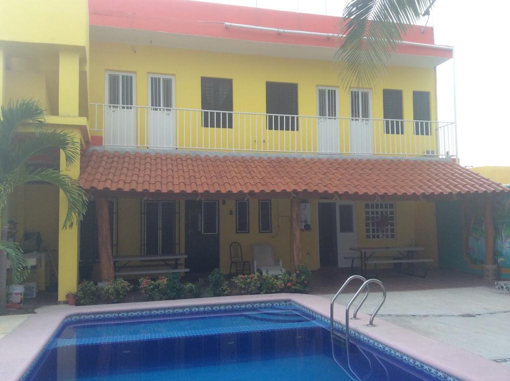 Bungalows Casa Grande Aparthotel San Patricio Melaque Exterior photo