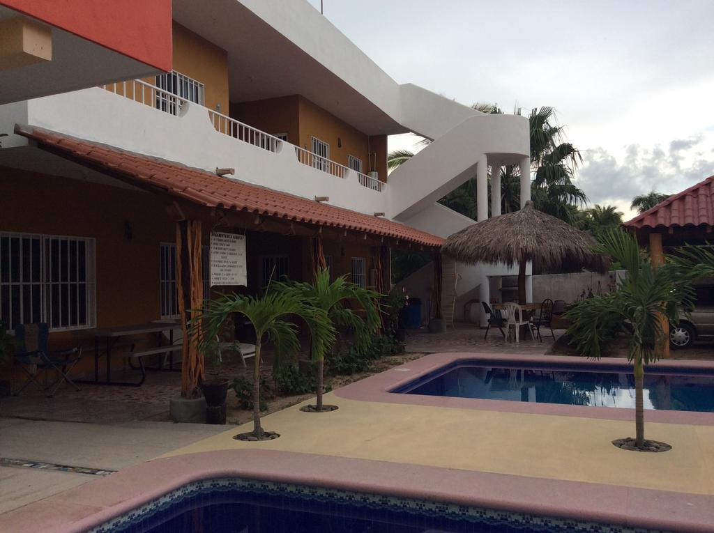Bungalows Casa Grande Aparthotel San Patricio Melaque Exterior photo